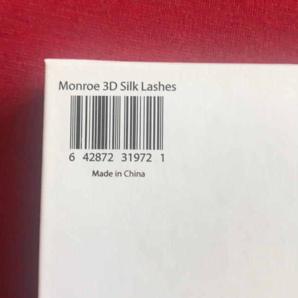 BATTINGTON LASHES 3D Silk Lashes - Picture 5 of 6